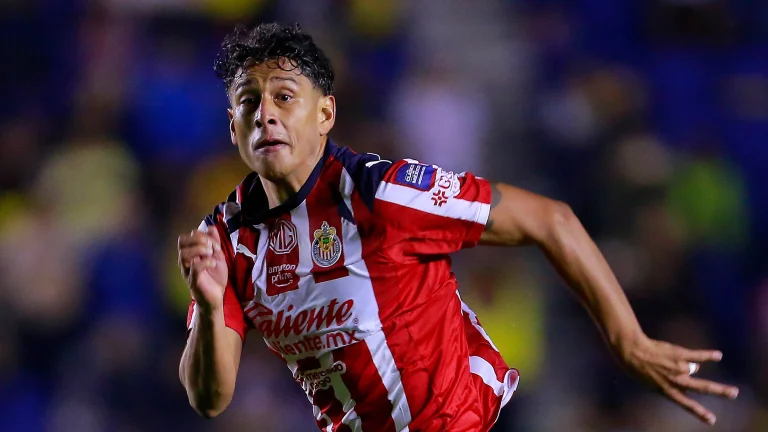 Luis Romo exalta a Chivas tras su victoria frente al América